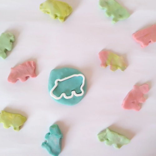 The Happy Blue House Playdough with Non-Stick Rolling Pin | Set of 6