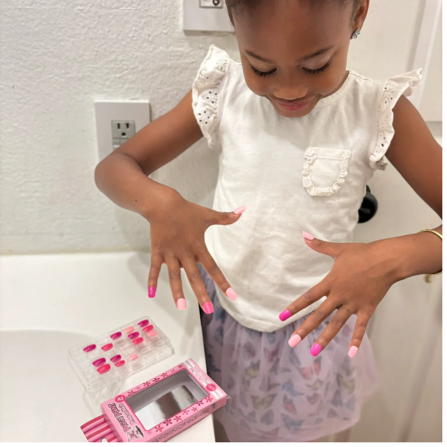 Piggy Paint Press-on Nails