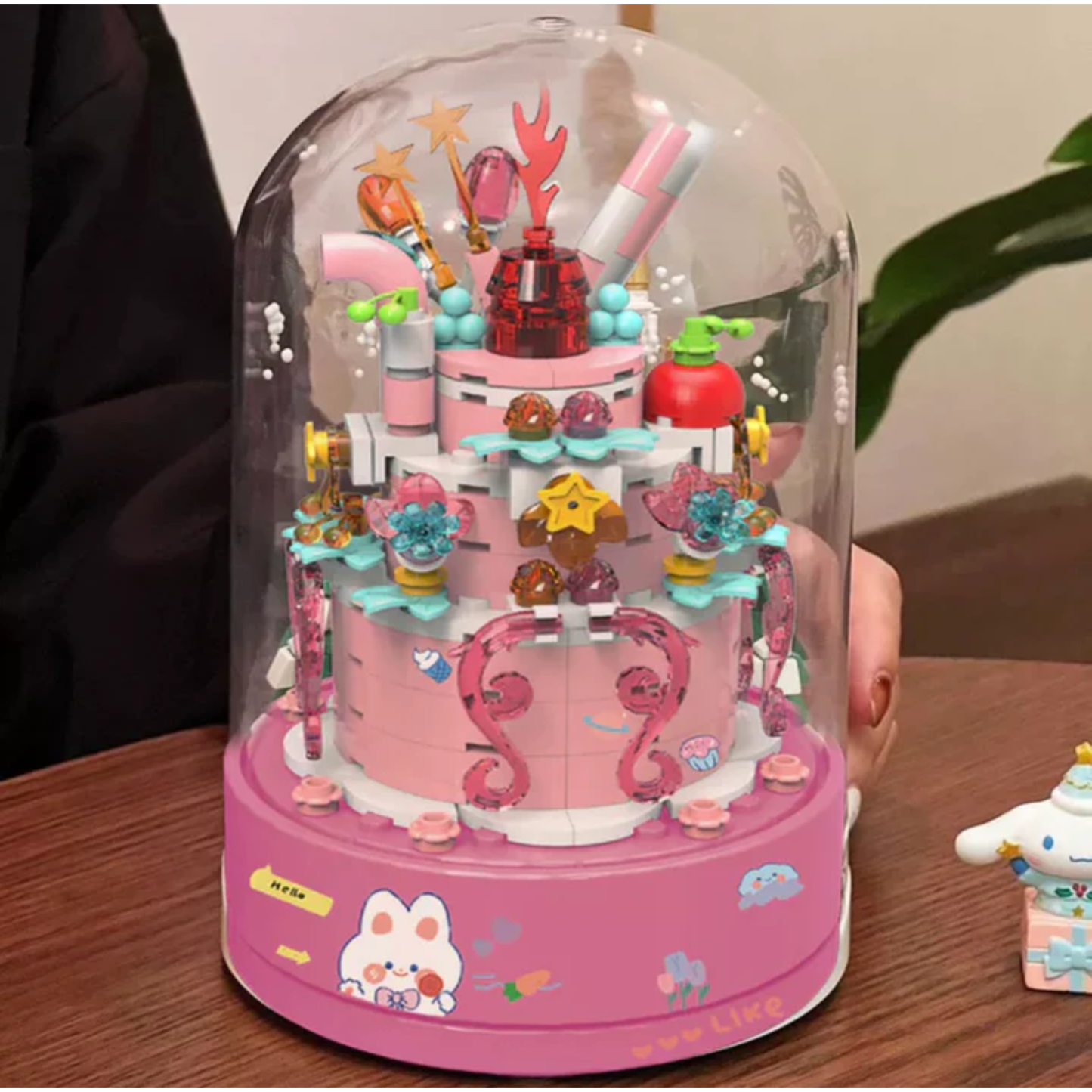 Little Fat Hugs Sweet Bakery Music Box