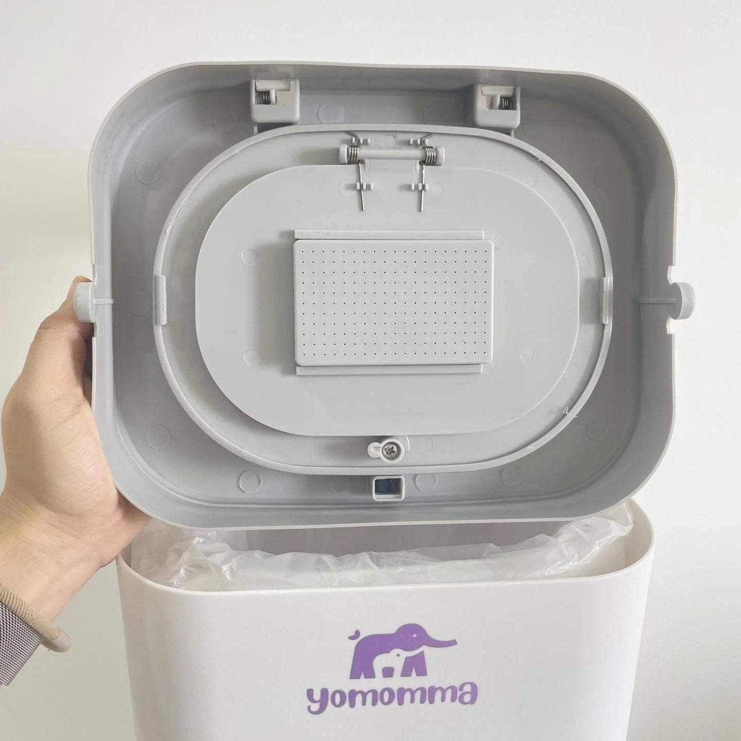 Yomomma Sealed Diaper Pail Bin