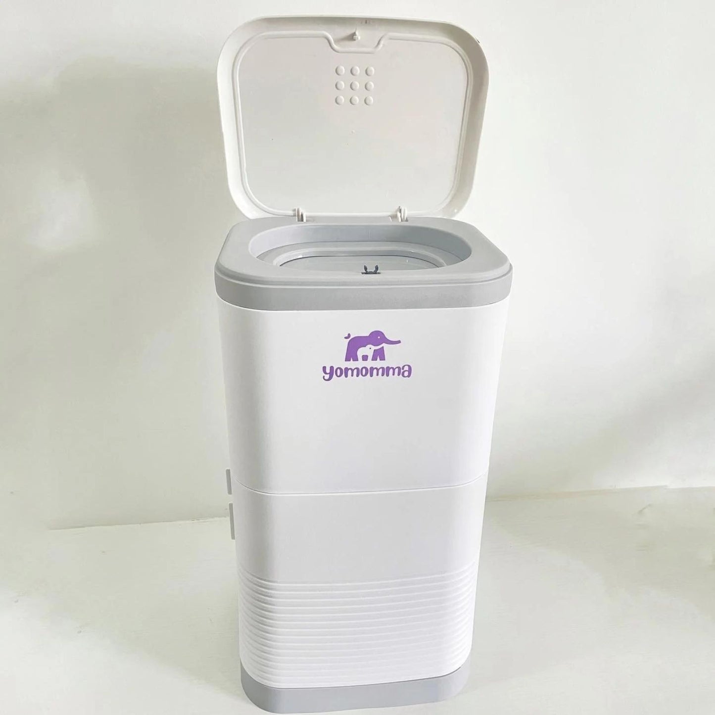 Yomomma Sealed Diaper Pail Bin