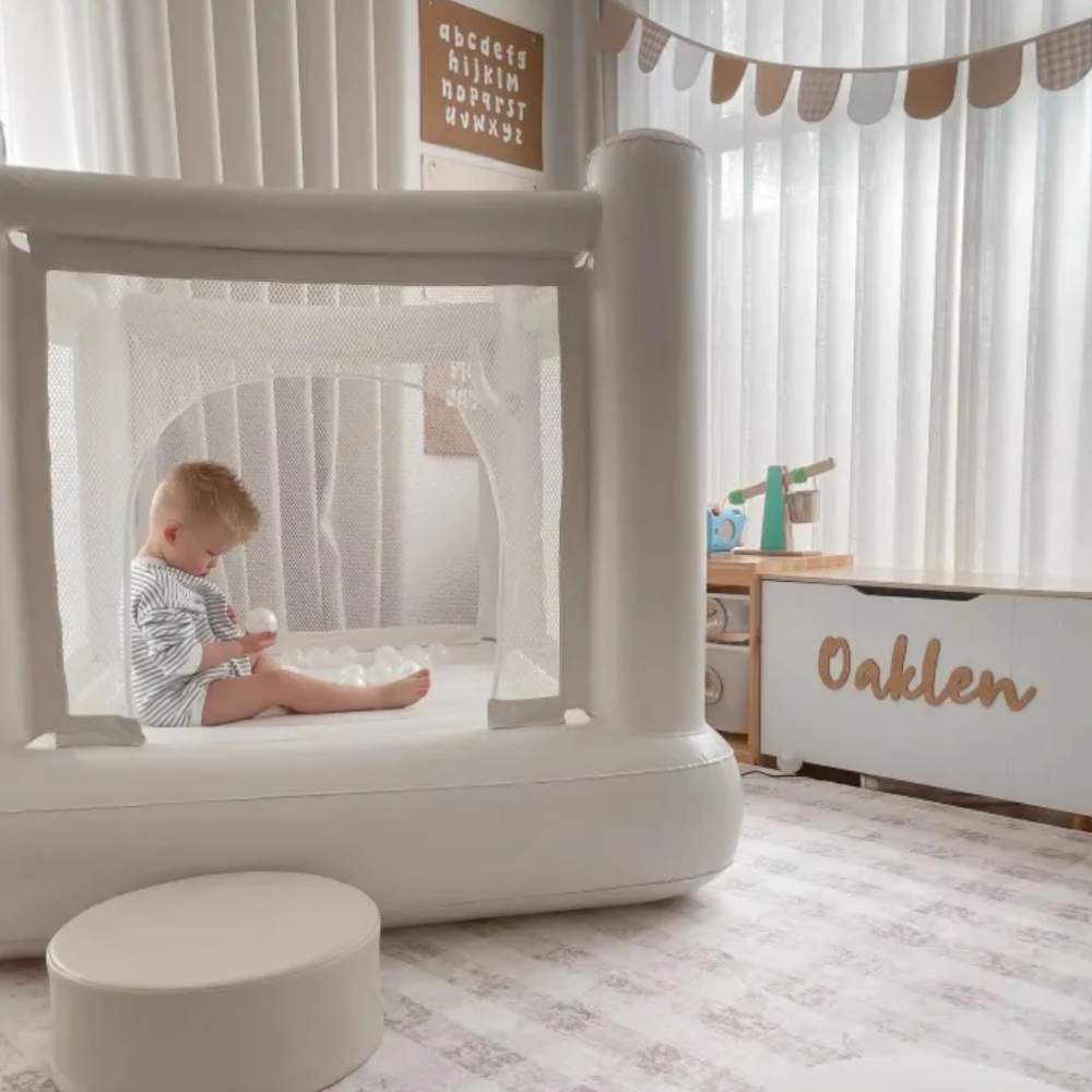 Little Lola Mini Bounce House