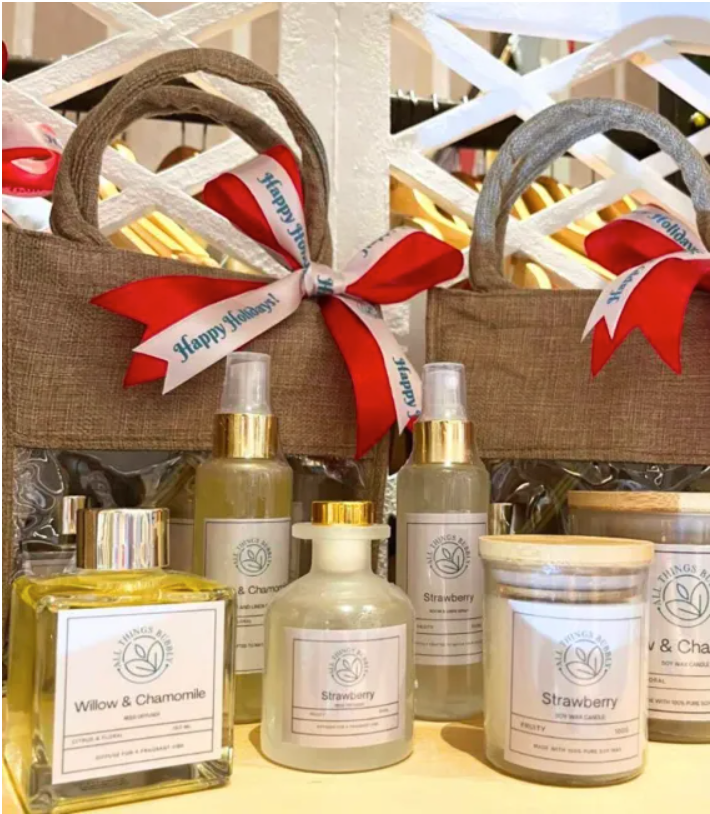 All Things Bubbly Holiday Set #1 Regular Size